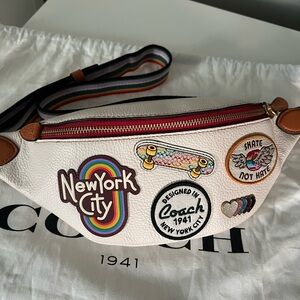Coach Charter Belt Bag 7 With Patches